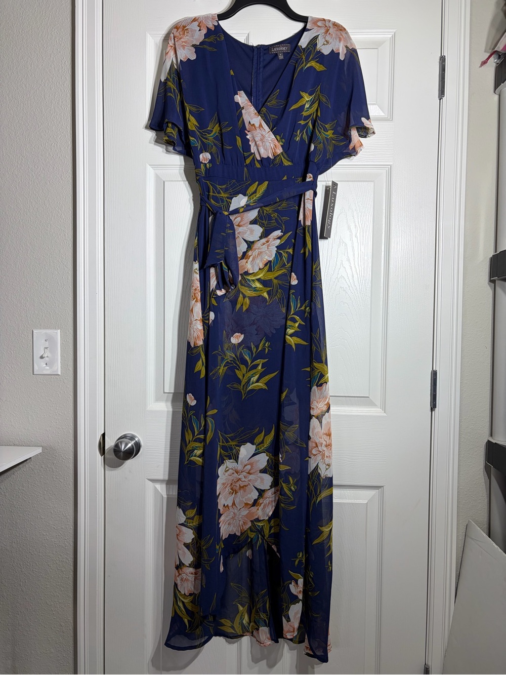 NWT Luxology Navy Floral Wrap Maxi Dress size 8